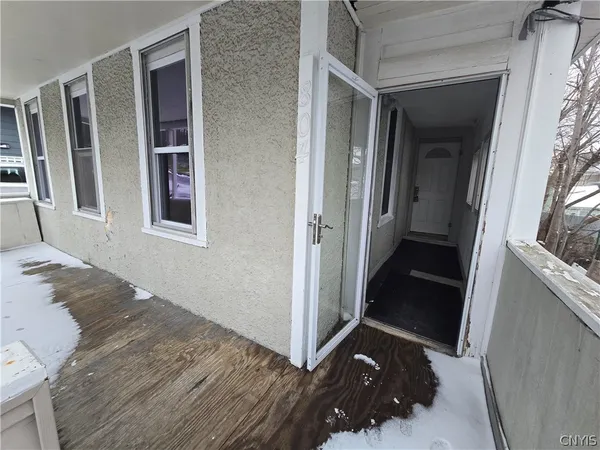 $1,600 | 804 East Division Street, Syracuse, NY 13208