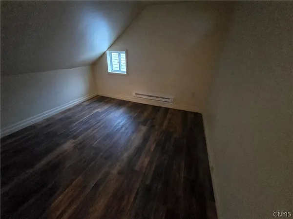 $1,600 | 804 East Division Street, Syracuse, NY 13208