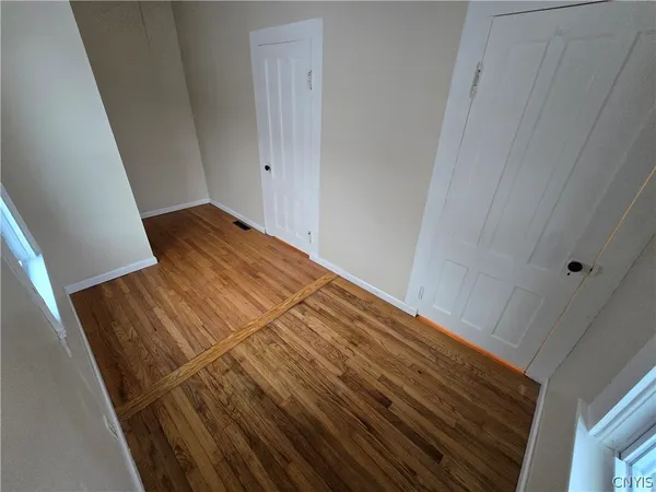 $1,600 | 804 East Division Street, Syracuse, NY 13208