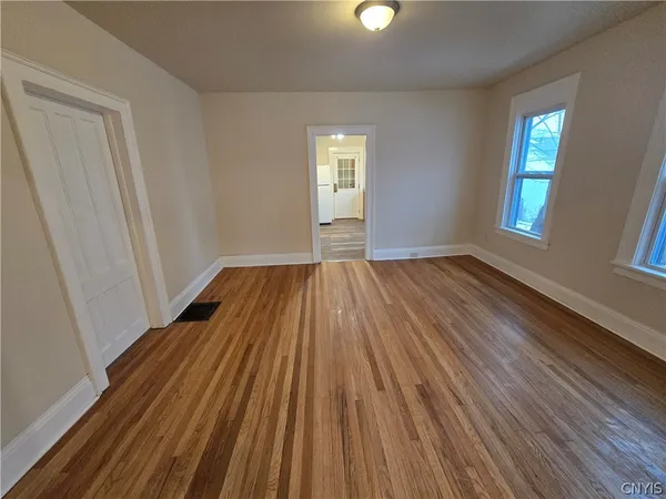 $1,600 | 804 East Division Street, Syracuse, NY 13208