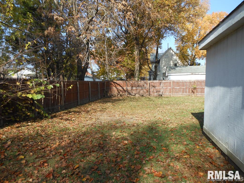 225 East Spruce Street Springfield, IL 62704 - Photo 6 of 6 Gallery Image 6