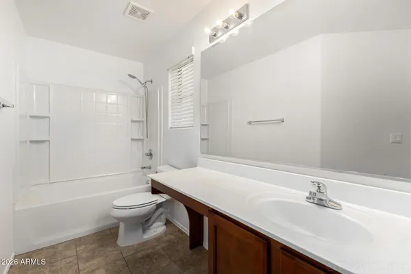 $2,195 | 1180 East Buffalo Street, Gilbert, AZ 85295