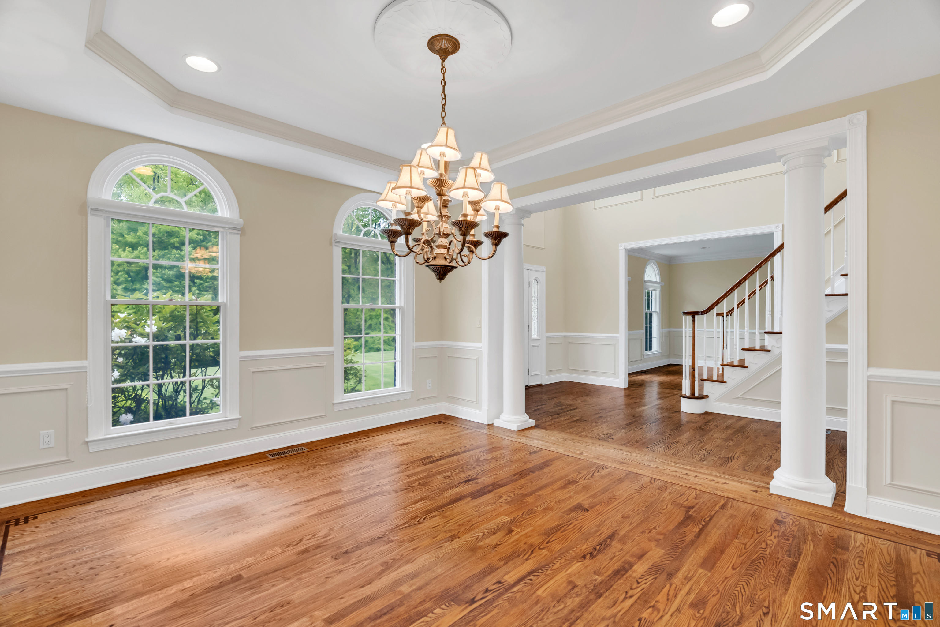105 Beecher Road Woodbridge, CT 06525 - Photo 7 of 40