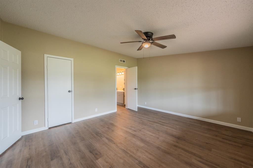 153 Clay Court Springtown, TX 76082 - Photo 19 of 38