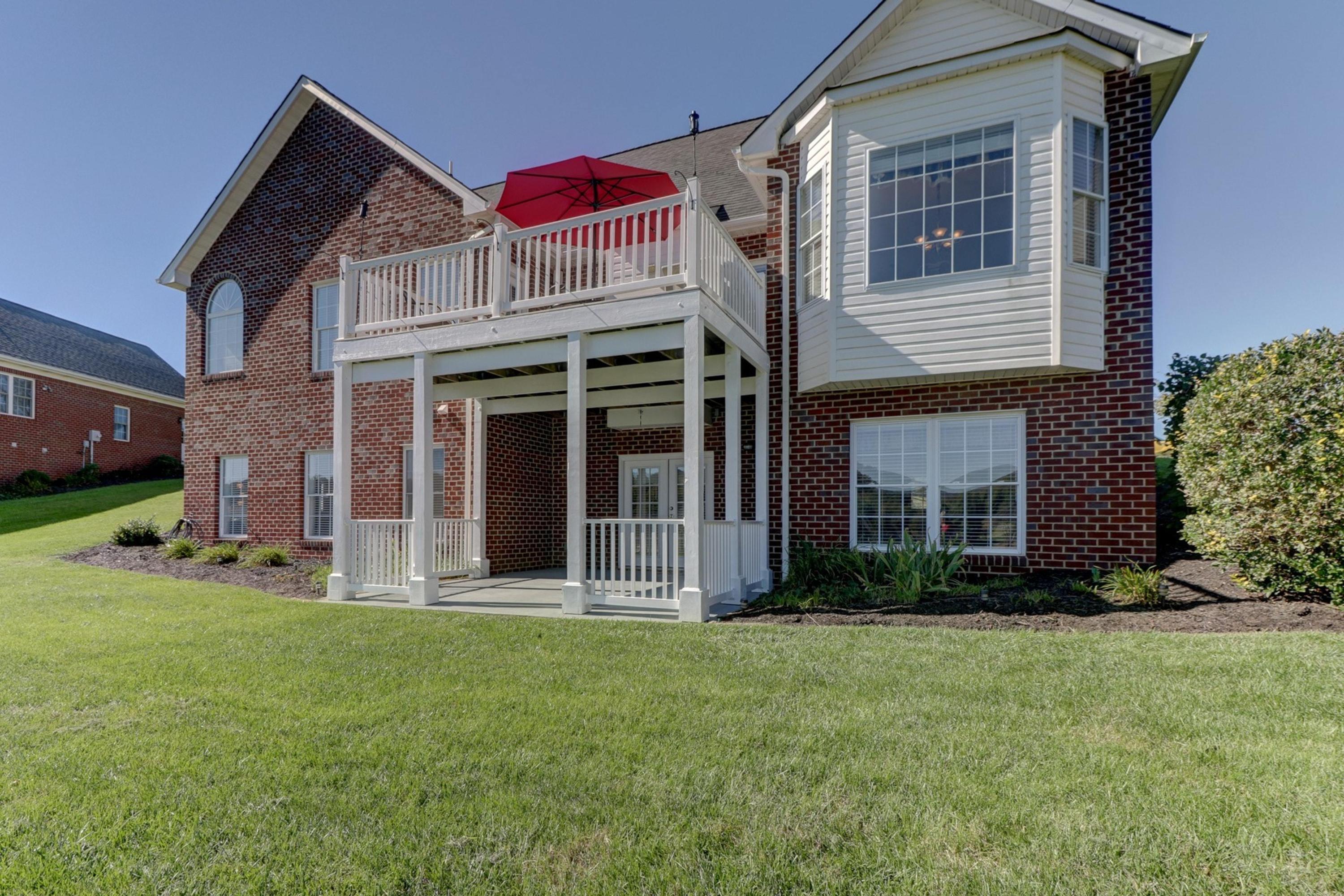 388 Summit Ridge Road Daleville, VA 24083 - Photo 3 of 46 047-291591-IMG_6235_6_7_8_9_7022591