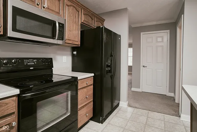 $2,400 | 11306 Guy Street, Fishers, IN 46038