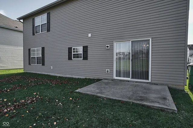 $2,400 | 11306 Guy Street, Fishers, IN 46038