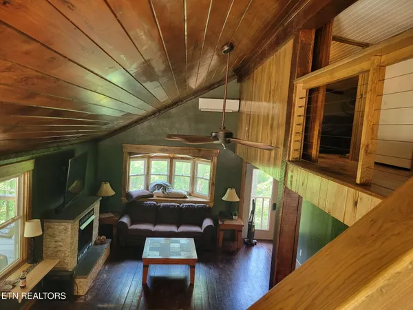 $499,000 | 184 Tecumseh Trail, Unit 184, Speedwell, TN 37870