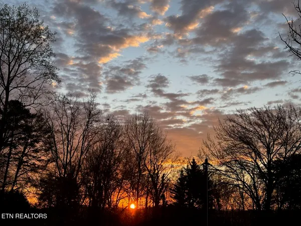 $499,000 | 184 Tecumseh Trail, Unit 184, Speedwell, TN 37870