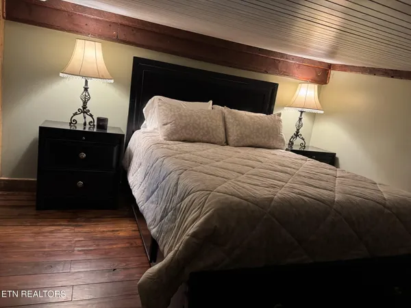 $499,000 | 184 Tecumseh Trail, Unit 184, Speedwell, TN 37870