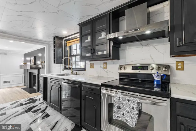 $729,000 | 11008 Wickshire Way, Unit C5, Rockville, MD 20852