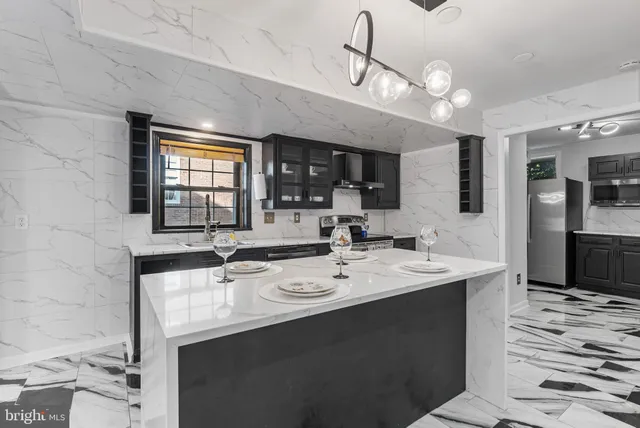 $729,000 | 11008 Wickshire Way, Unit C5, Rockville, MD 20852