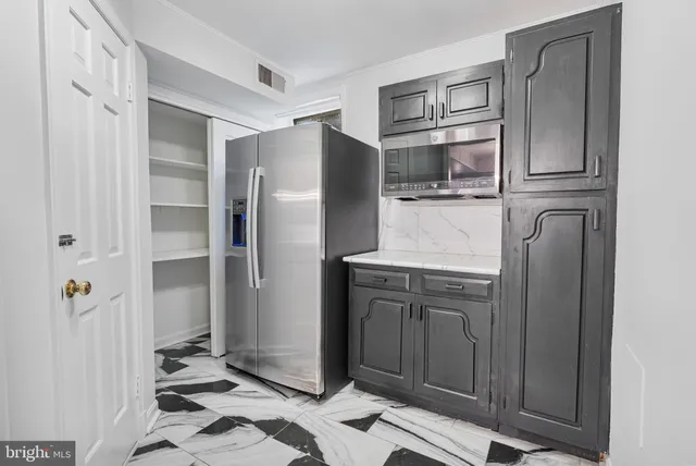 $729,000 | 11008 Wickshire Way, Unit C5, Rockville, MD 20852