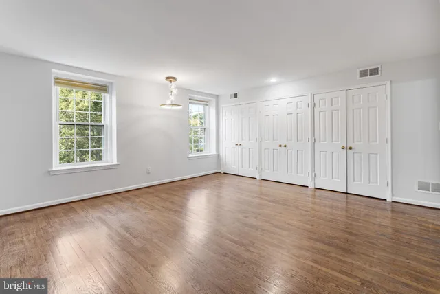 $729,000 | 11008 Wickshire Way, Unit C5, Rockville, MD 20852