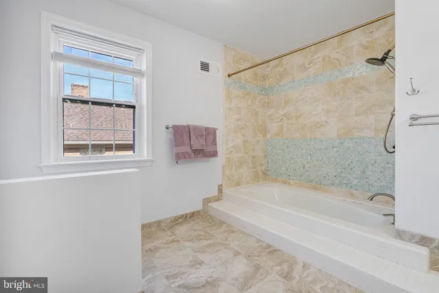 $729,000 | 11008 Wickshire Way, Unit C5, Rockville, MD 20852