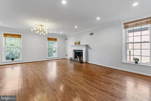 $729,000 | 11008 Wickshire Way, Unit C5, Rockville, MD 20852