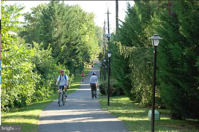 $729,000 | 11008 Wickshire Way, Unit C5, Rockville, MD 20852