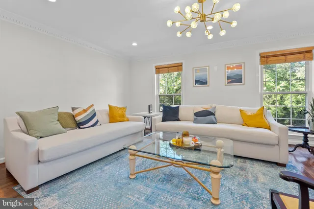 $729,000 | 11008 Wickshire Way, Unit C5, Rockville, MD 20852