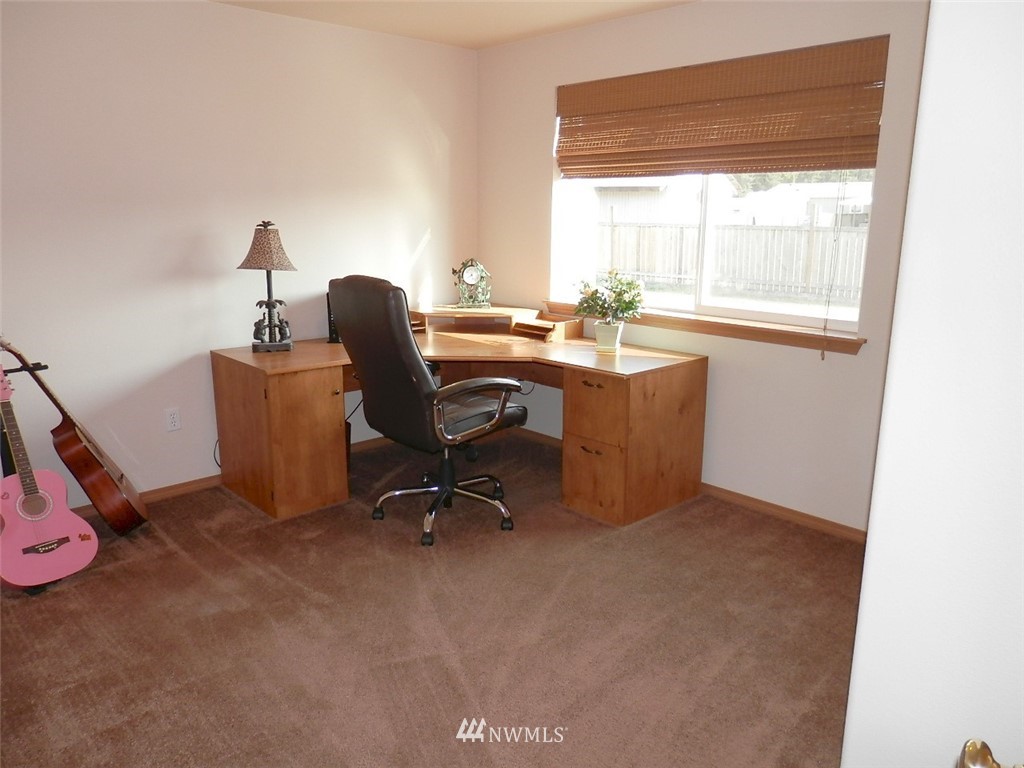 18027 Mary Lane Southwest Rochester, WA 98579 - Photo 17 of 24 Gallery Image 17