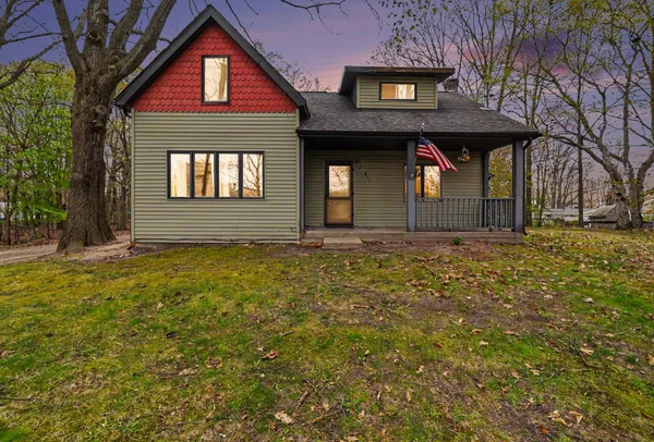 $250,000 | 811 North Washington Avenue, Ludington, MI 49431