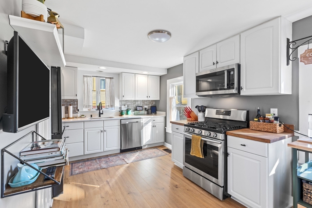 8 Andover Street Georgetown, MA 01833 - Photo 6 of 41 Gallery Image 6