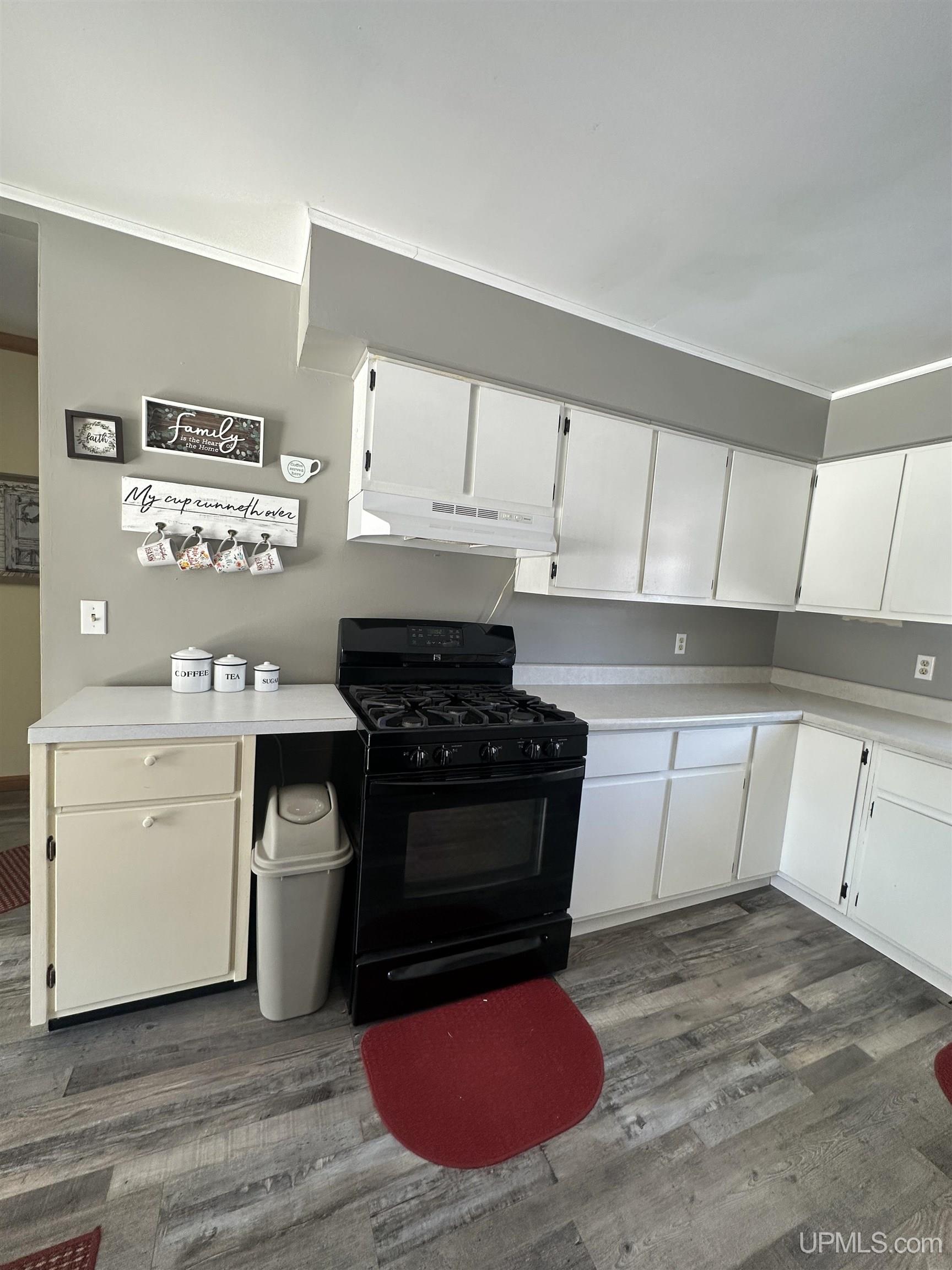 5729 F Road Bark River, MI 49807 - Photo 7 of 37