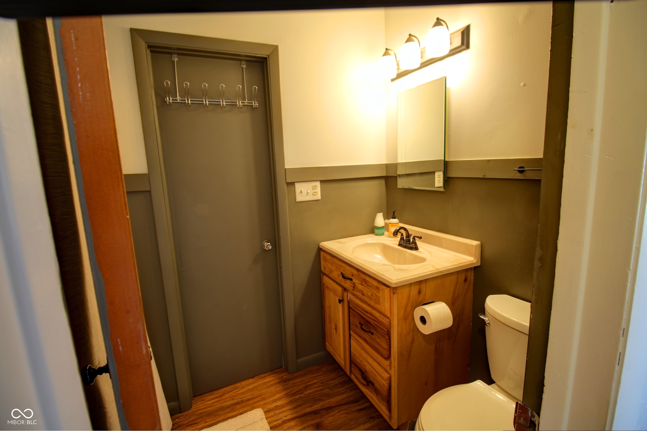 802 West Broadway Street Alexandria, IN 46001 - Photo 13 of 21