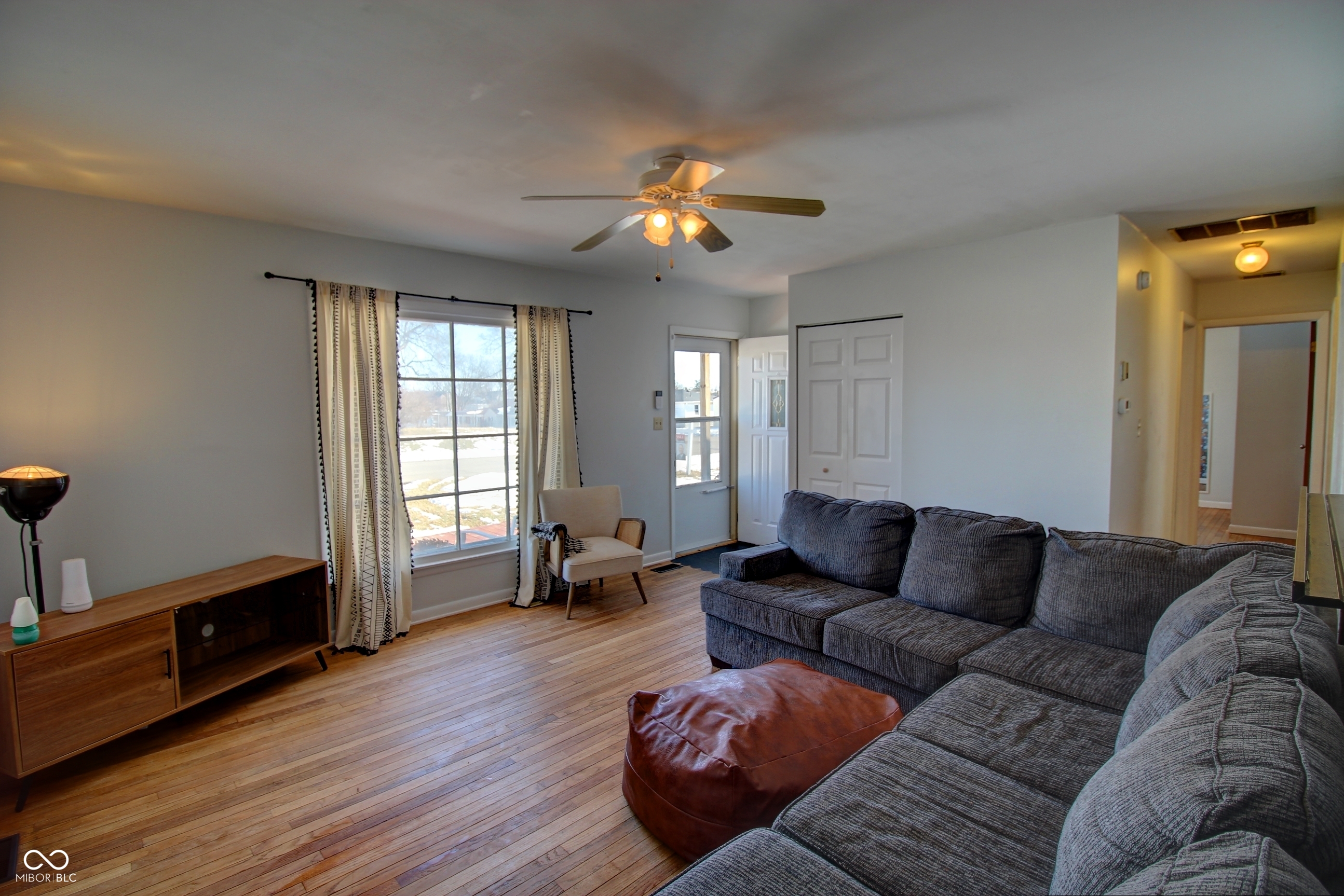 802 West Broadway Street Alexandria, IN 46001 - Photo 2 of 21