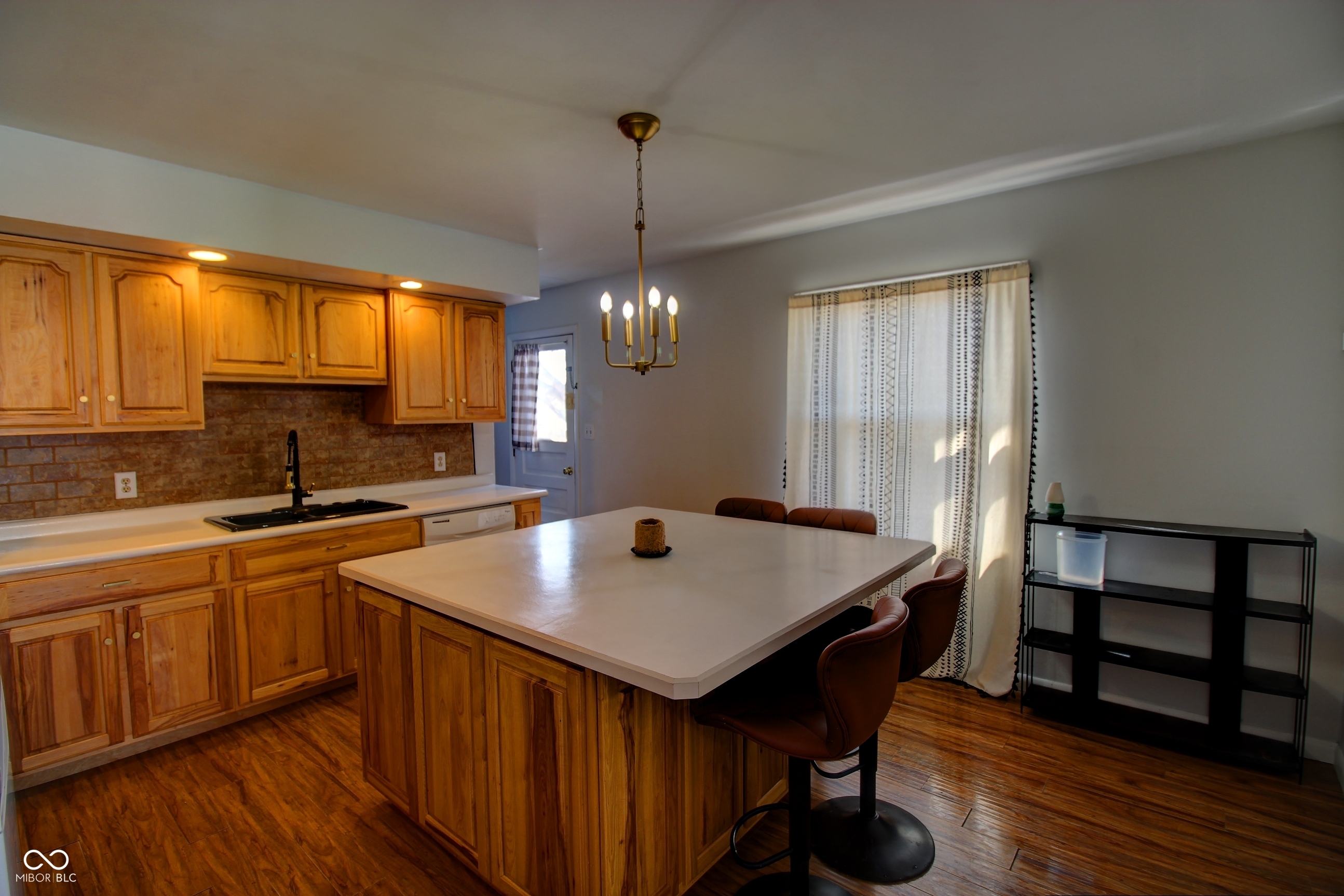 802 West Broadway Street Alexandria, IN 46001 - Photo 6 of 21