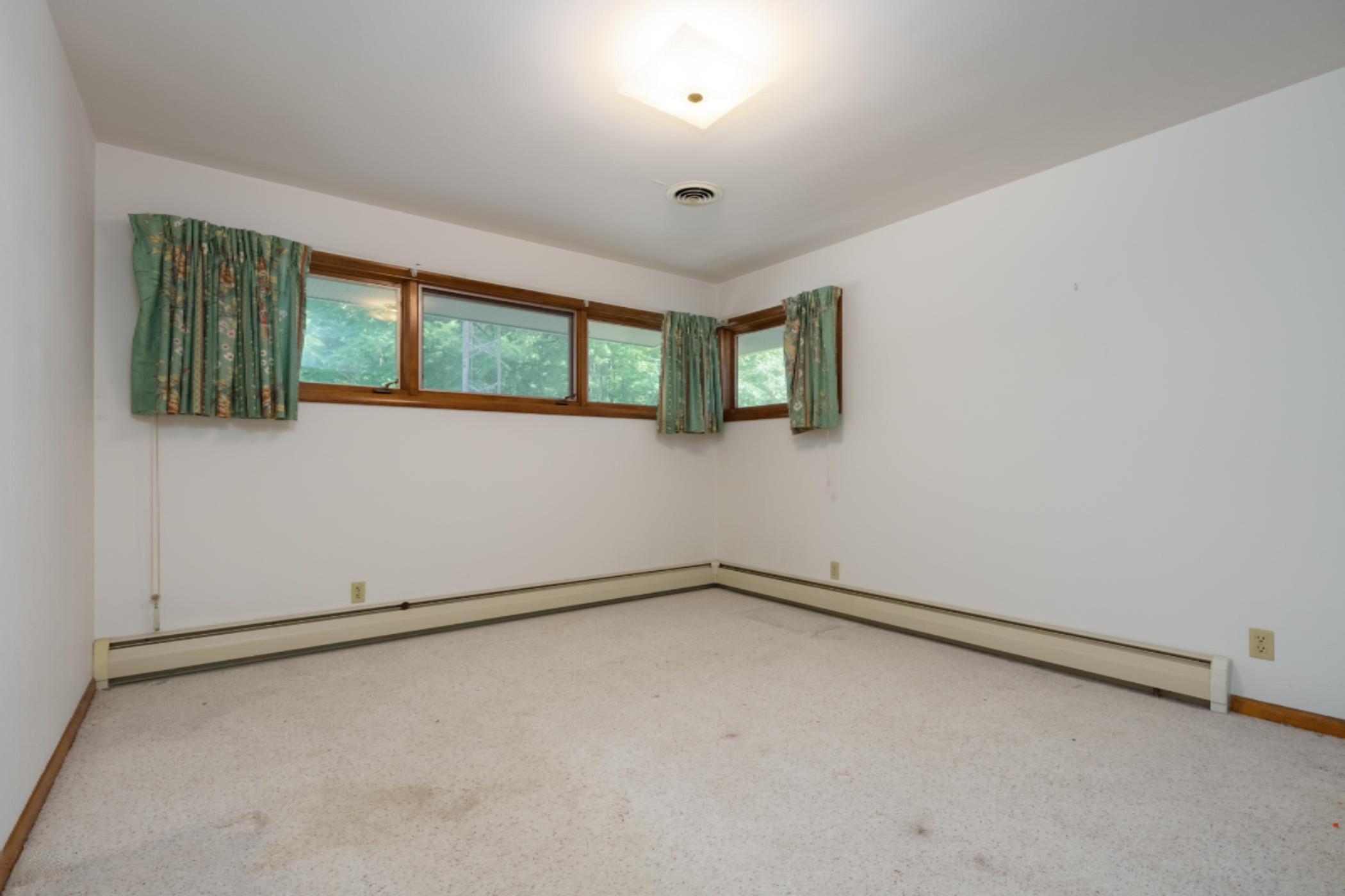 6910 North Sprinkle Road Kalamazoo, MI 49004 - Photo 14 of 35 Sprinkle_Rd_N_6910_Kalamazoo_49004-16