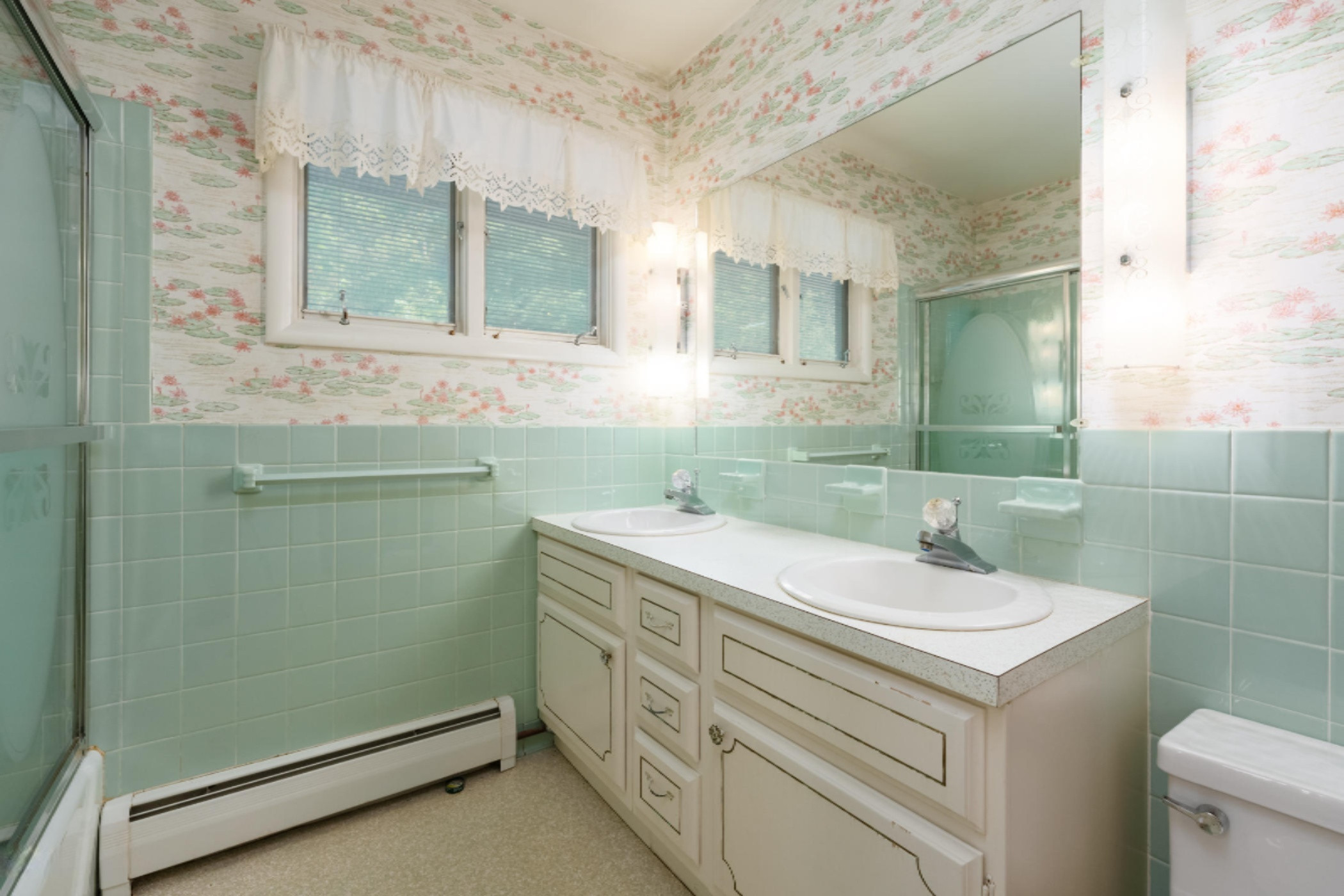 6910 North Sprinkle Road Kalamazoo, MI 49004 - Photo 17 of 35 Sprinkle_Rd_N_6910_Kalamazoo_49004-19
