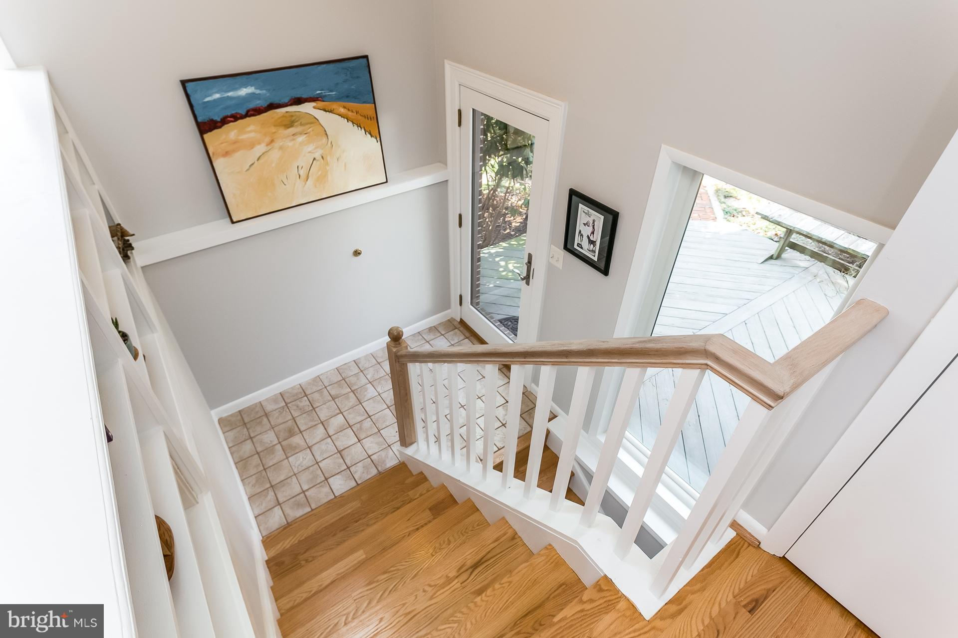 12379 Hunters Grove Road Manassas, VA 20112 - Photo 2 of 30 Entry Foyer