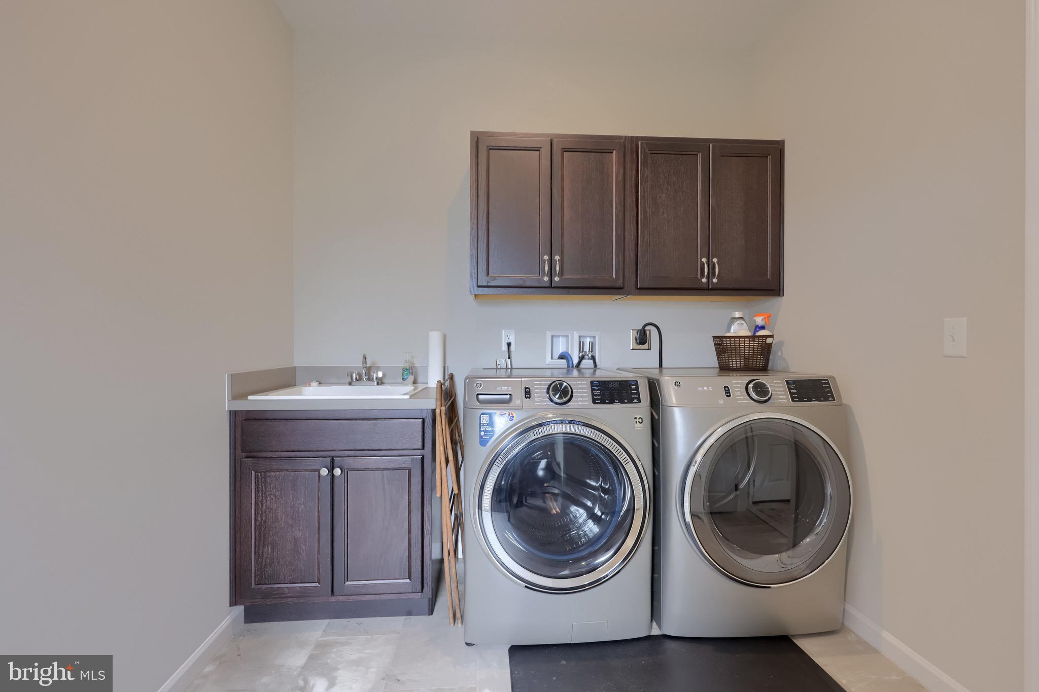 315 Goshawks Road Denver, PA 17517 - Photo 51 of 92 Laundry Room