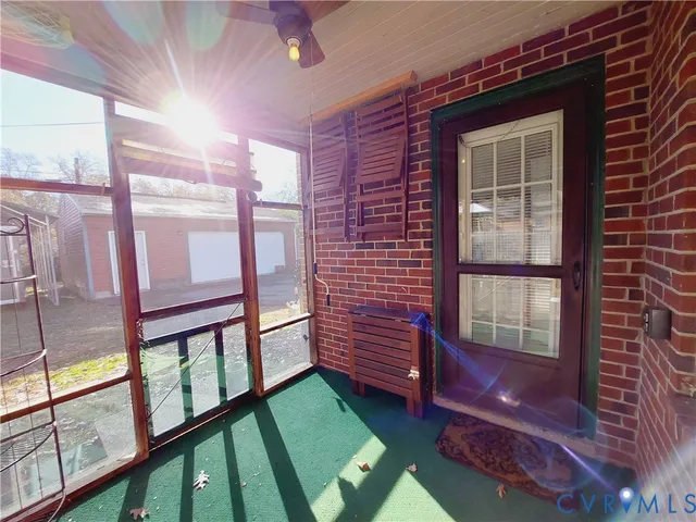 $275,000 | 210 Stuttaford Drive, Sandston, VA 23150