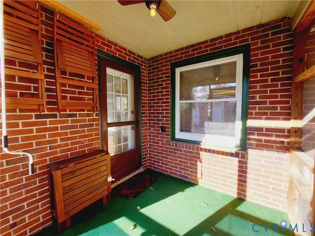 $275,000 | 210 Stuttaford Drive, Sandston, VA 23150