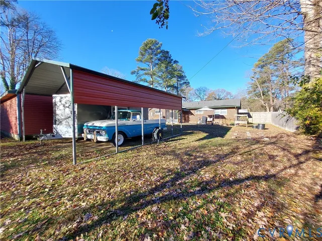 $275,000 | 210 Stuttaford Drive, Sandston, VA 23150