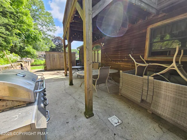 a view of outdoor space