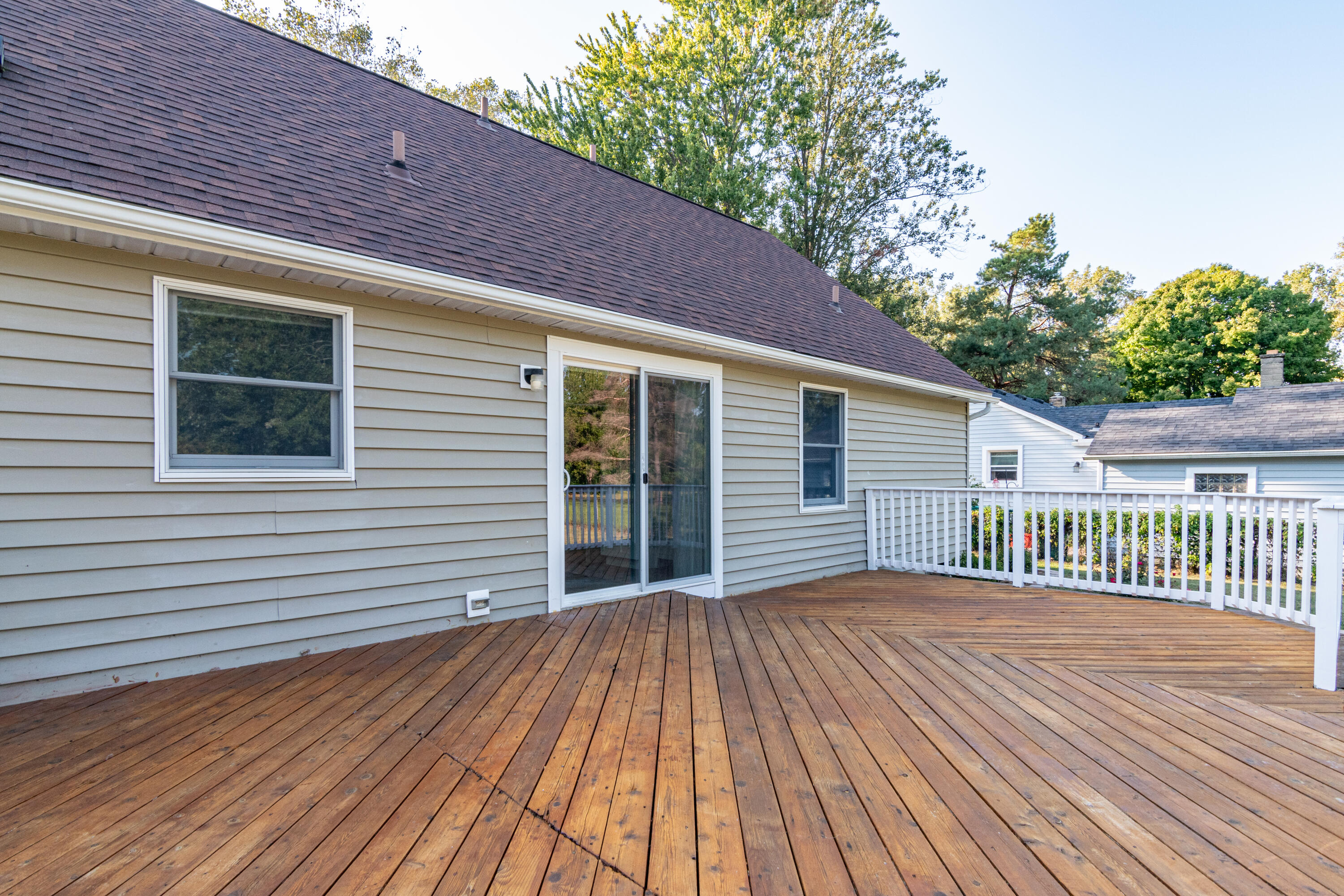 14227 Sheldon Road Belleville, MI 48111 - Photo 43 of 53 008_34