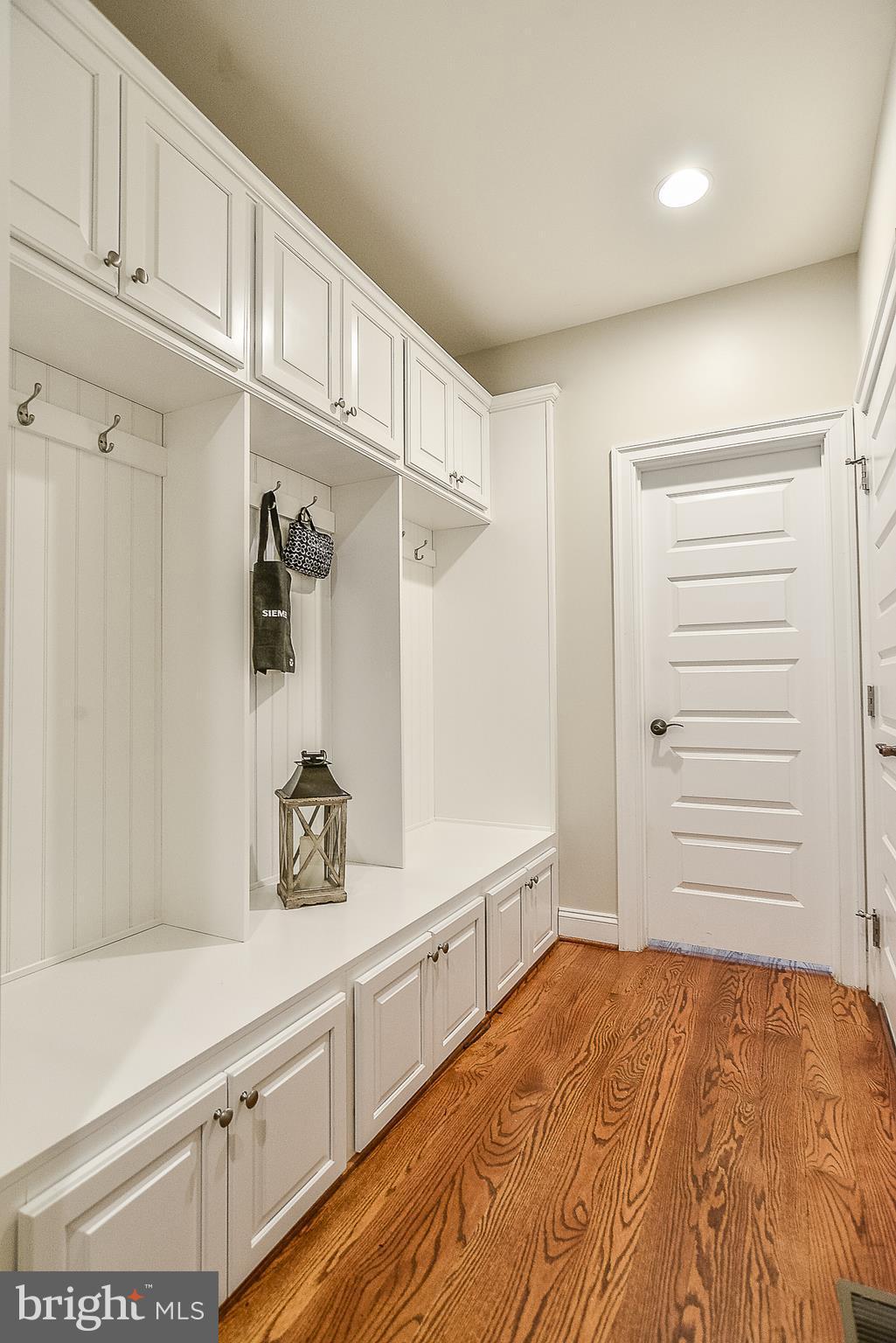 128 Kingsley Road Southwest Vienna, VA 22180 - Photo 11 of 29 Mud Room