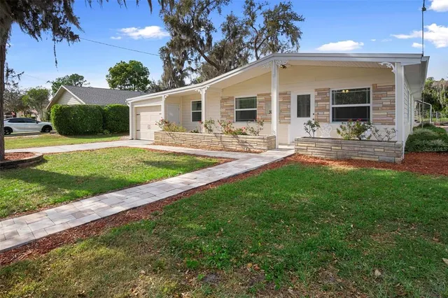 $299,900 | 3005 Garden Road, Eustis, FL 32726