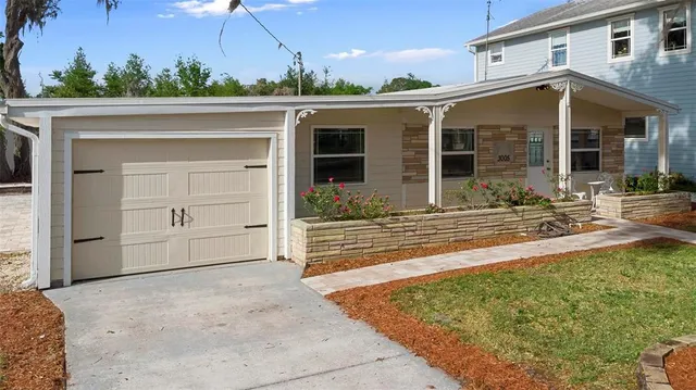 $299,900 | 3005 Garden Road, Eustis, FL 32726