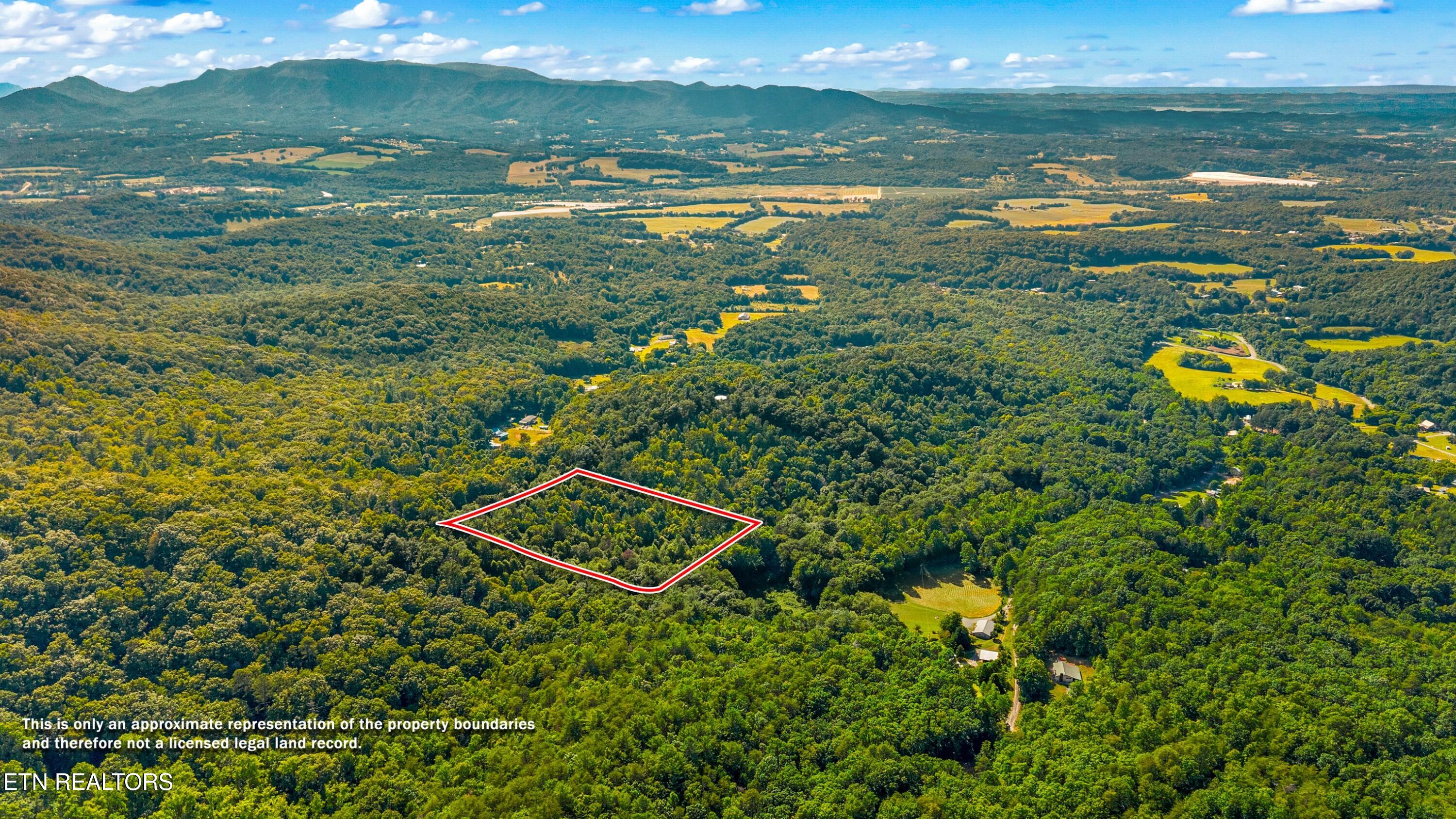 1549 Halls Top Road Newport, TN 37821 - Photo 2 of 9 001-1549HallsTopRd-Newport-TN-37821-SMAL