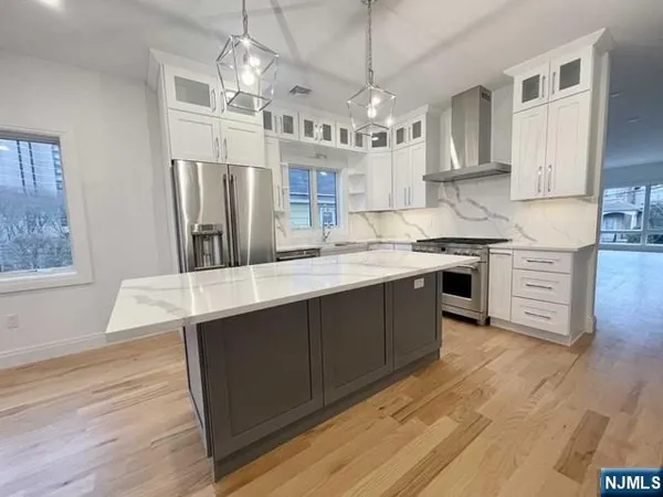 $6,750 | 211 Slocum Way, Unit B, Fort Lee, NJ 07024