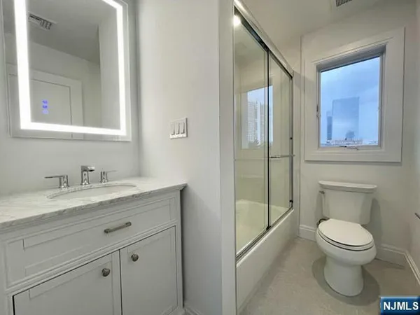 $6,750 | 211 Slocum Way, Unit B, Fort Lee, NJ 07024