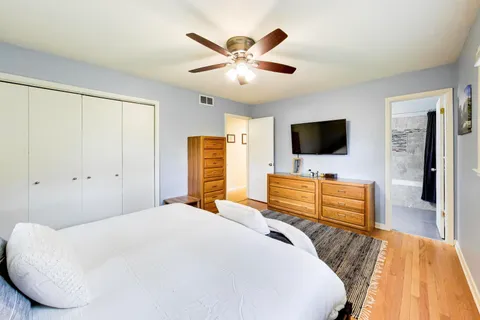$489,000 | 9324 Linder Avenue, Morton Grove, IL 60053