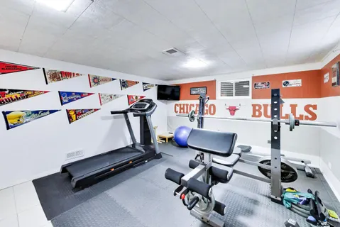 $489,000 | 9324 Linder Avenue, Morton Grove, IL 60053