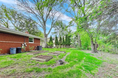 $489,000 | 9324 Linder Avenue, Morton Grove, IL 60053