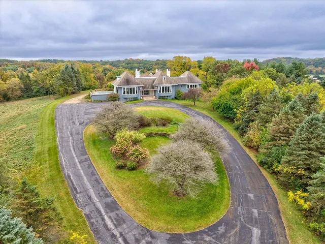 $3,798,000 | 3901 Moe Road, Mount Horeb, WI 53572