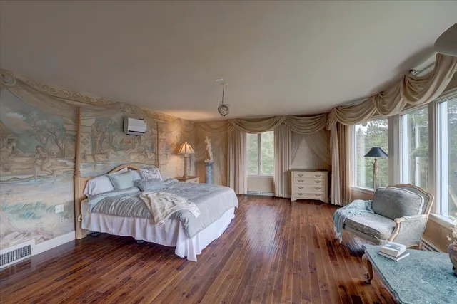 $3,798,000 | 3901 Moe Road, Mount Horeb, WI 53572