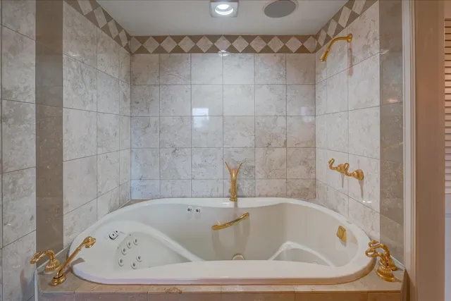 $3,798,000 | 3901 Moe Road, Mount Horeb, WI 53572